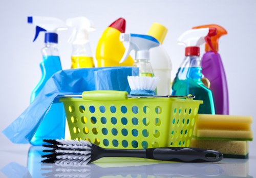 Professional oven cleaning service for a Balham home kitchen