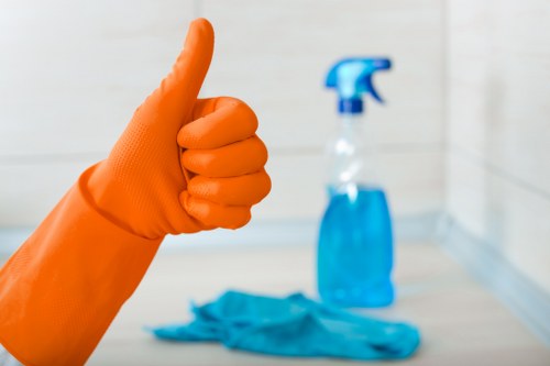 Move-in cleaning service for a Balham apartment and hallway