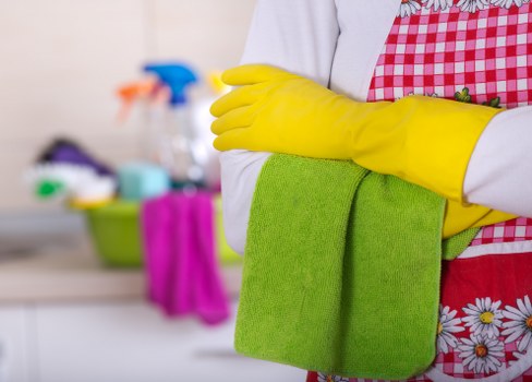 Clearing household contents during a Balham house clearance service
